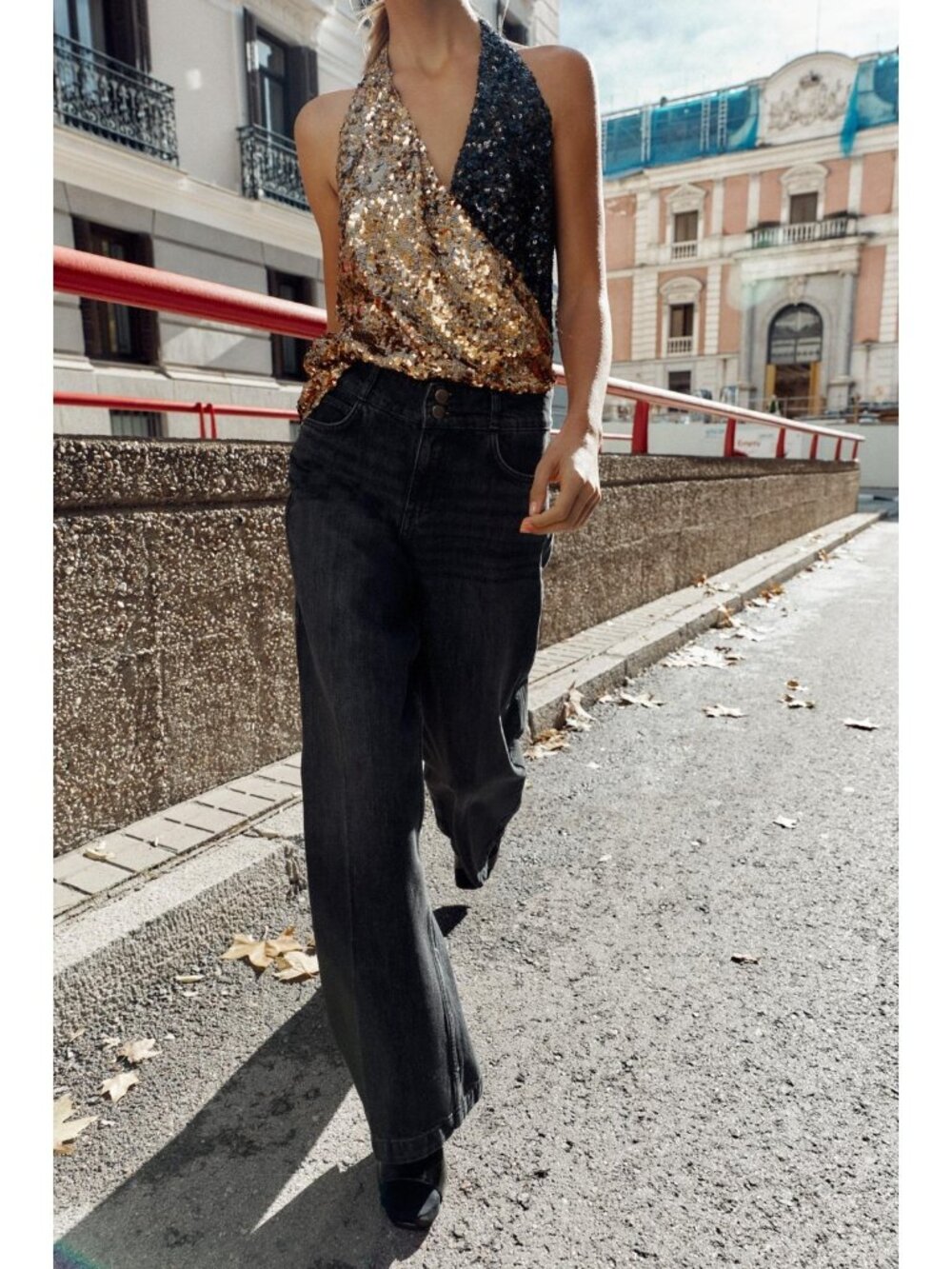 Zara Womens Sequin Halter Top shirt S Halter Black Gold Combined 9956/861 NWT - Picture 3 of 14